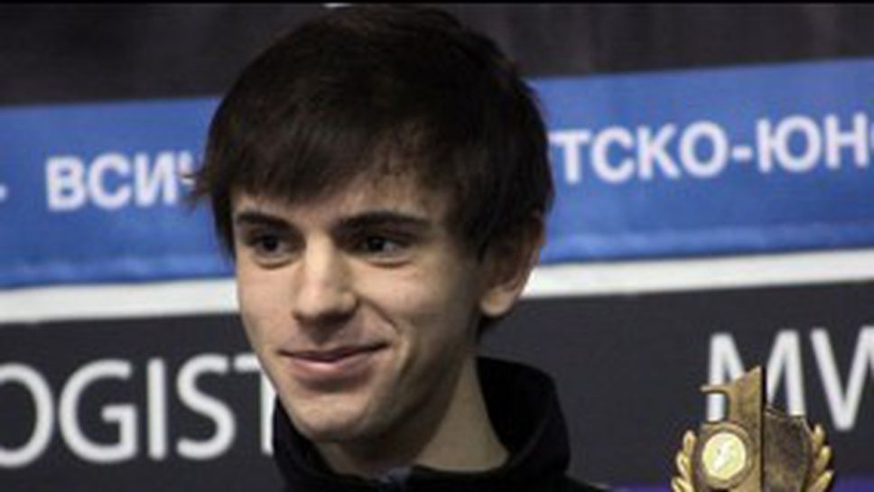 Владимир Зографски пропуска летния сезон заради операция