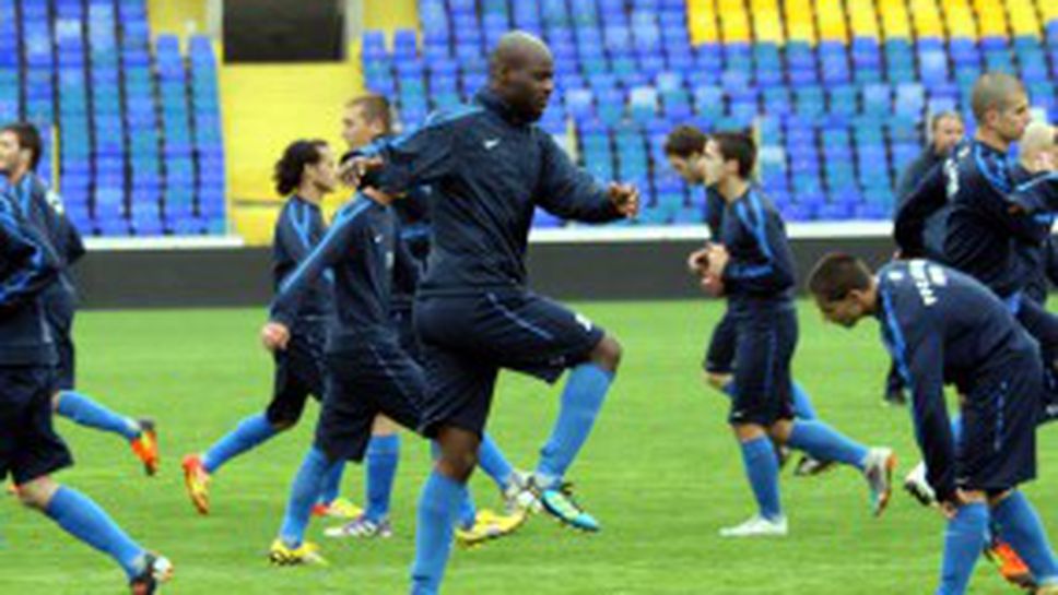 Групата на Левски за мача с Черноморец - Дарко аут