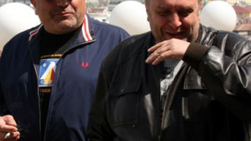 Дучето и Гугутката в лют спор кой е галеникът на БКП (видео)