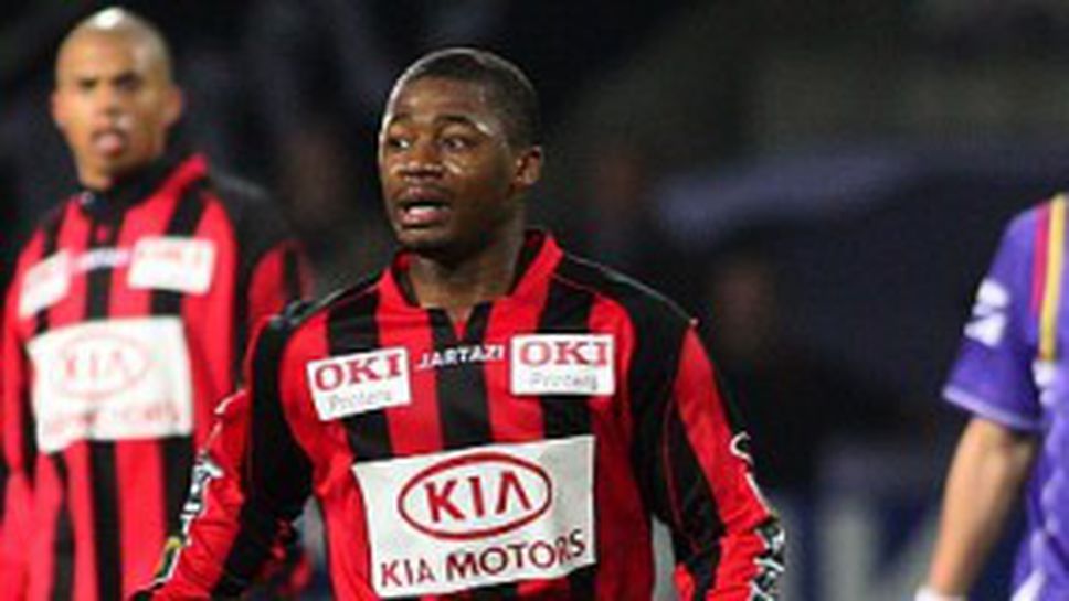 Играли в Порто и Лил подписаха с Берое