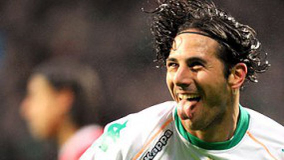 Продължение на договора за Клаудио Писаро