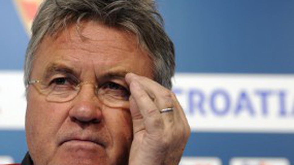 Гуус Хидинк напуска поста си след мача с Хърватия