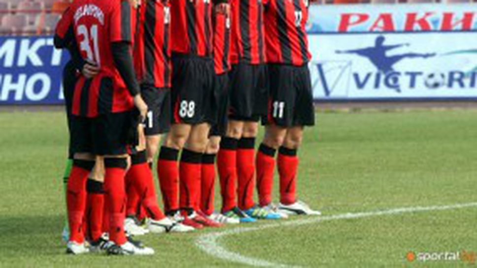 Безпаричие в Локо (Сф), футболистите мислят за напускане