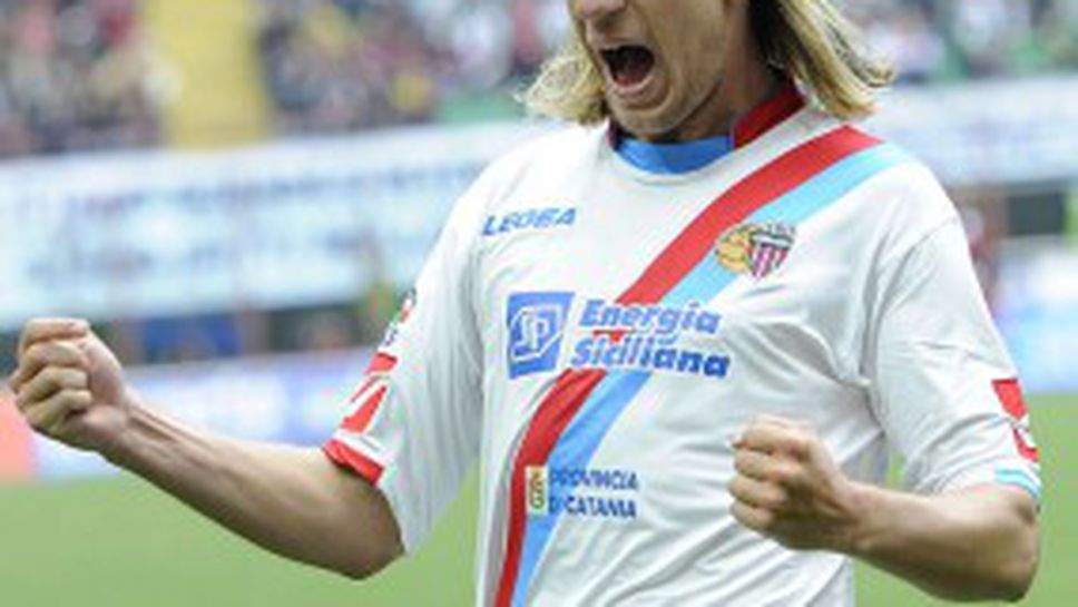 Милан си резервира аржентинец за януари, но мечтае за Тевес