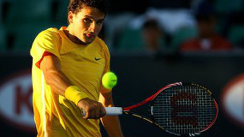 Григор тръгна с победа и на двойки в Ийстбърн