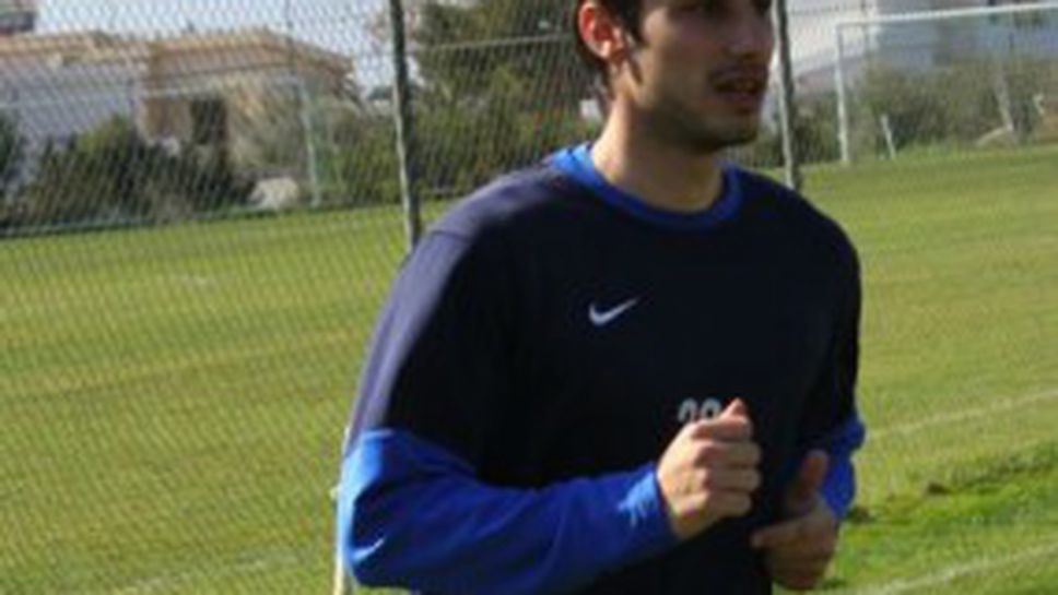 Решено: Левски дава двама на Черноморец