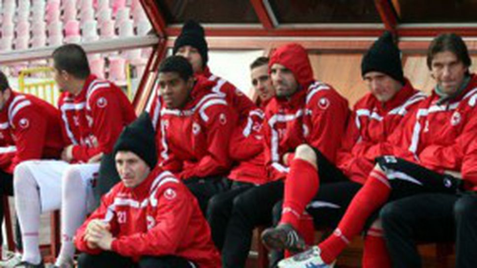 Трима си тръгват от ЦСКА