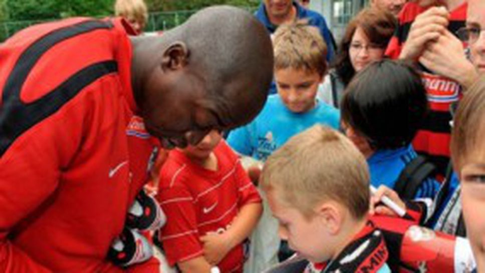 Дембеле дебютира утре