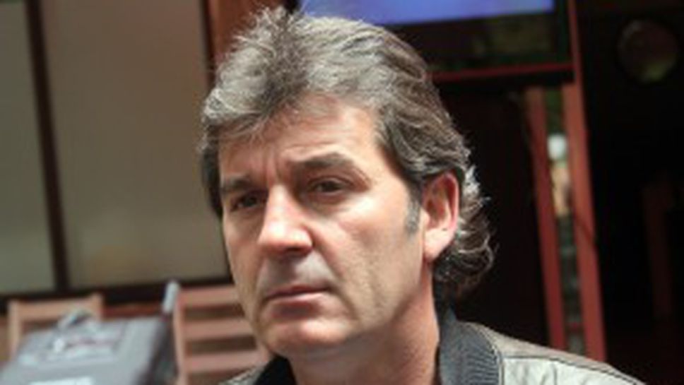 Коща се присмя на Радуканов (видео)