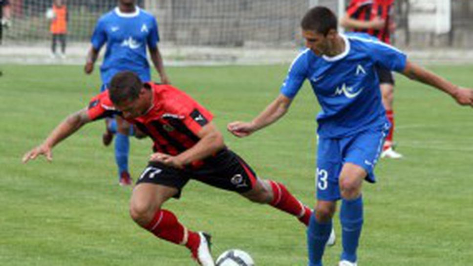 Отлично начало за Левски срещу Локо Сф - ново попълнение вкара и направи фурор