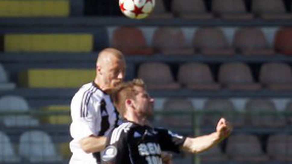 Иван Иванов с цял мач при разгромен успех на Партизан