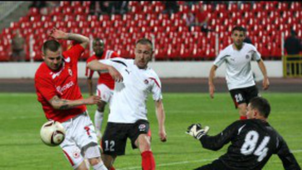 Африканци се облизват покрай трансфера на Спас Делев