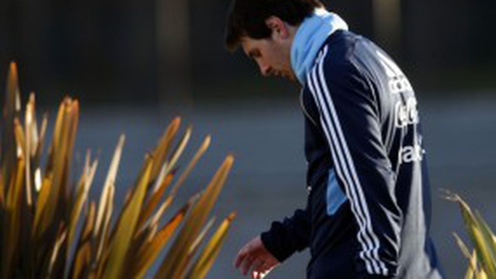 Меси продължава: В Аржентина не ме третират като в Барса