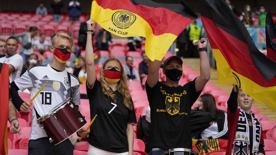 Феновете на Англия - Германия