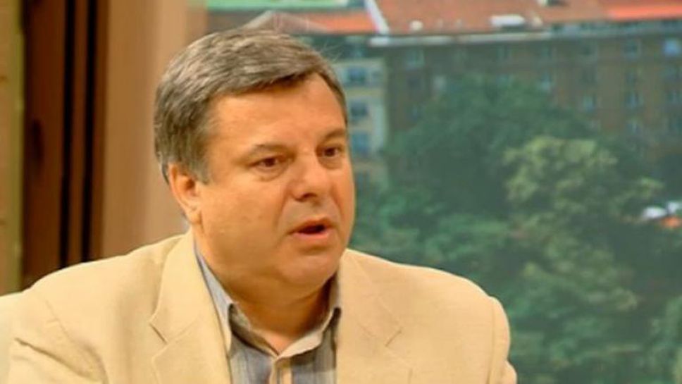 Тъжна вест! Почина бившият вицепремиер и фен на Левски Евгений Бакърджиев