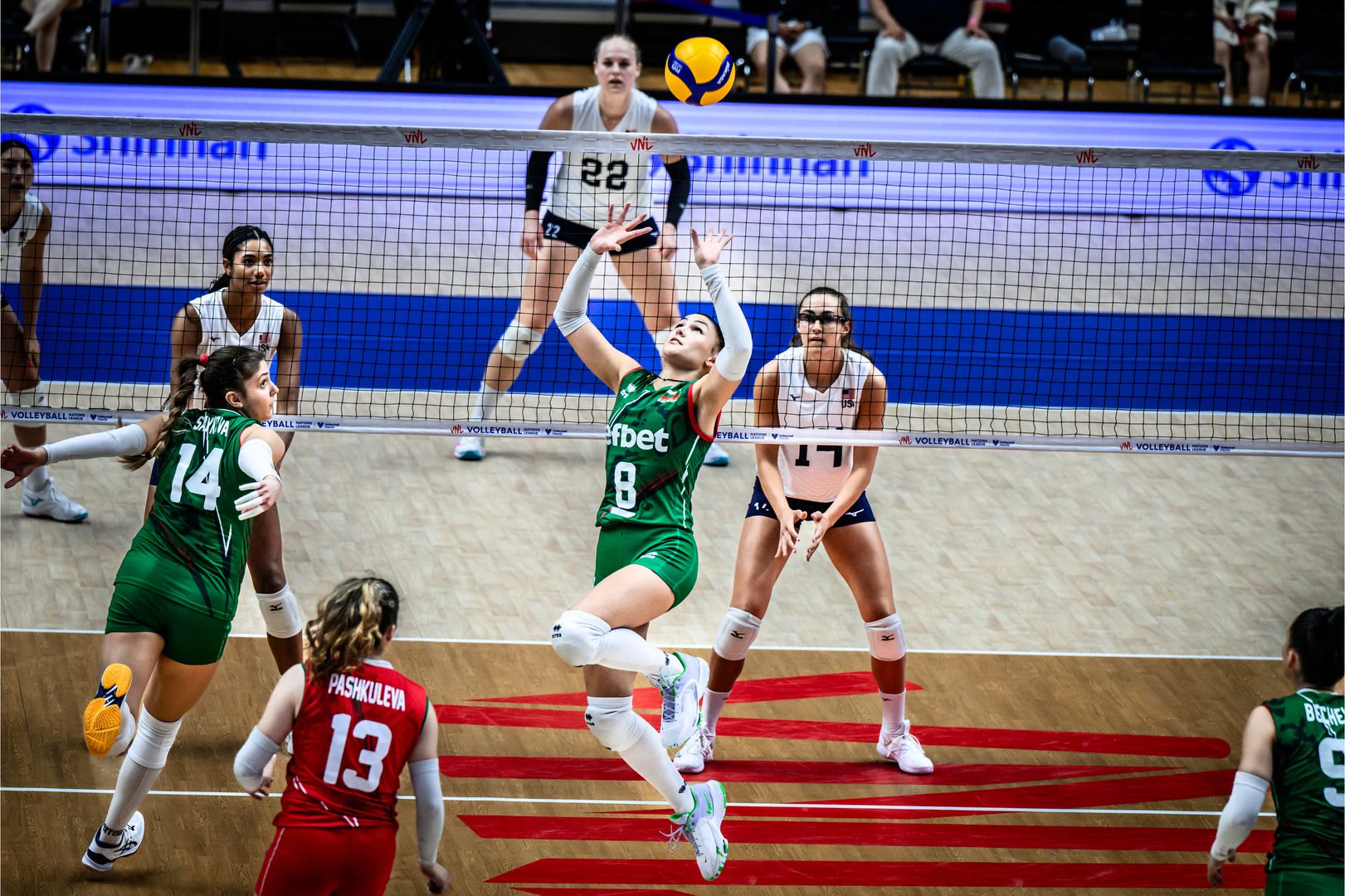 VNL: България - САЩ 0:3 🏐
