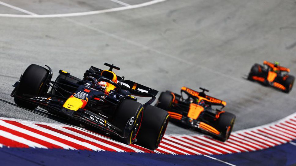 На живо: Верстапен поведе в Гран При на Австрия във Формула 1