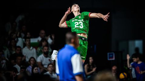  Алекс Николов: Не мога да изпускам по този начин обстановката, скърбя доста за мача през вчерашния ден 