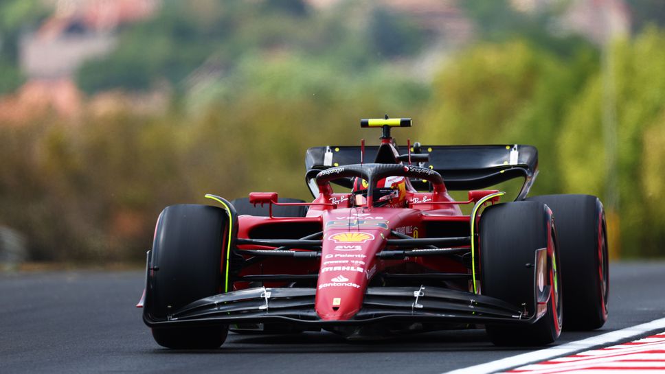 Карлос Сайнц даде най-доброто време в първата тренировка в Унгария