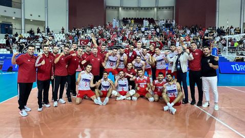 Алберто Джулиани изведе Турция до финала на Чалънджър турнира