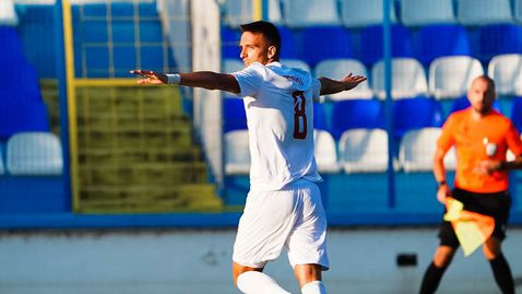 Севлиево с удар - взе бивш играч на Славия и ЦСКА 1948