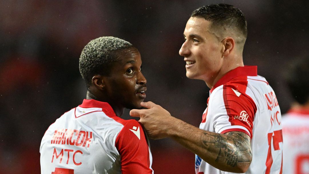 Звезда се развихри с 4 гола за едно полувреме в дебюта на Арнаутович