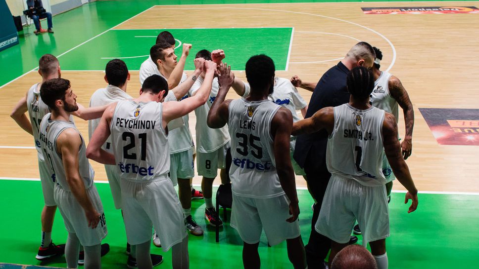 “Акулите” си уредиха контрола с участник в Шампионската лига