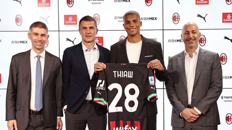 Милан финализира привличането на Малик Тиау 21 годишният защитник идва от