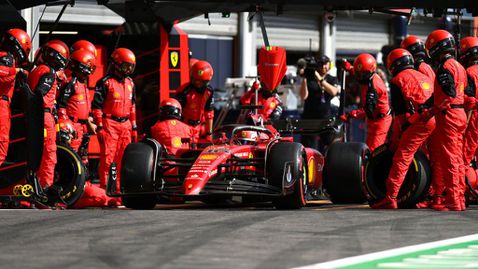  Пое ли Ферари непотребен риск с третия стоп на Леклер на 