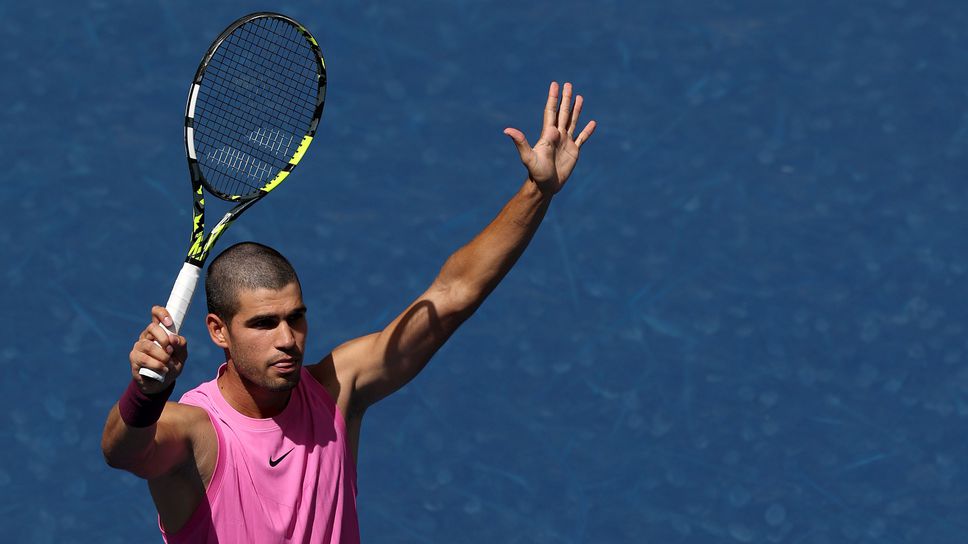 Алкарас продължава без загубен сет на US Open