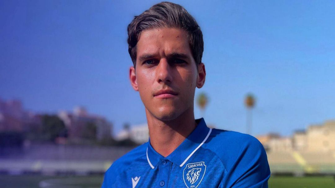 Димо Кръстев беше преотстъпен в Италия, бранителят подписа по исторически начин договора си