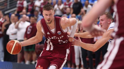 Порзингис поведе Латвия към трудна победа в прибалтийско дерби