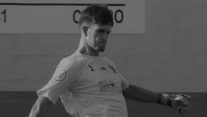 Испански вратар почина след удар в главата