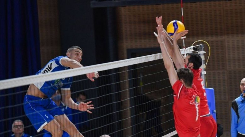 Левски - ЦСКА и Нефтохимик - Дея Спорт при мъжете и старт на женското първенство