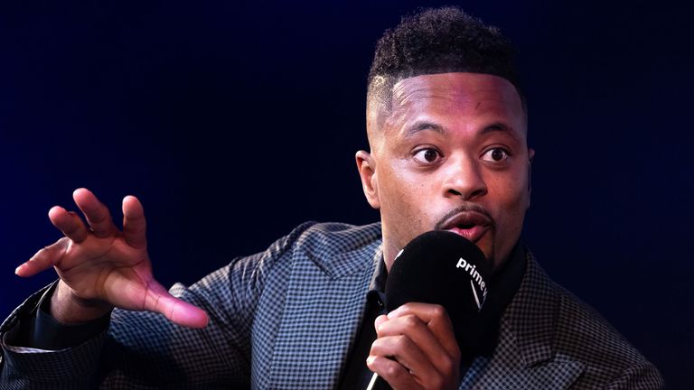  Патрис Евра подлага на критика играчите на Манчестър Юнайтед 