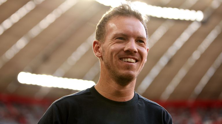  Байерн Мюнхен прегази Майнц 05 с 6 2 и оглави временното