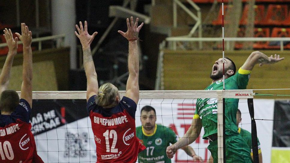 Жулиен Георгиев с 42 точки за Добруджа, но Черно море измъкна победата