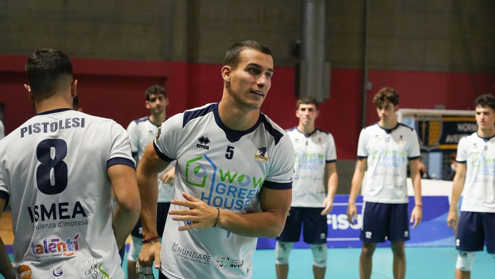 Гордън Люцканов с 22 точки, Аверса с първа загуба в Серия А3