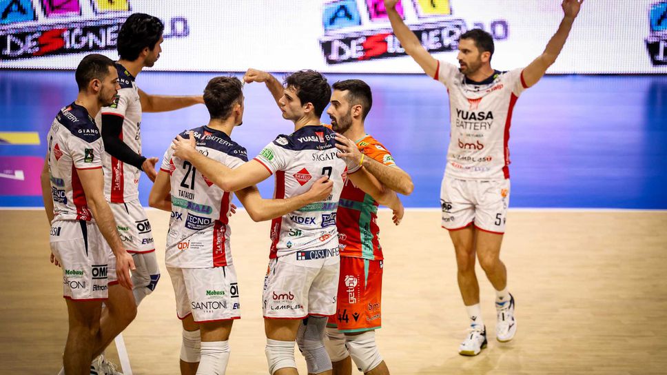 Националите Илия Петков Георги Татаров и техният Юаса Батери Гротадзолина