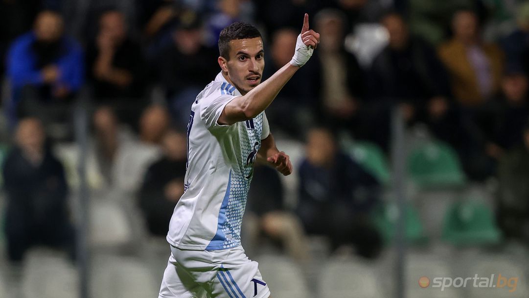 Бившият клуб на Бурас иска да си го върне обратно