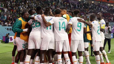  Кулибали прати справедливо Сенегал на 1/8-финалите на Световното 