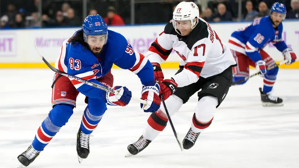 Ню Джърси навакса изоставане от два гола, за да победи Ню Йорк в НХЛ