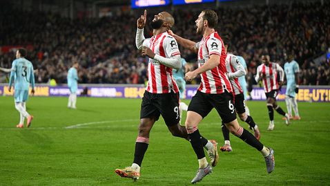  Игор Тиаго не стопира да бележи за Брентфорд, 