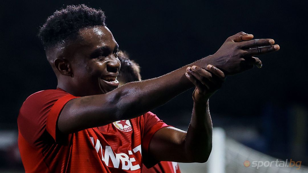 Цървена звезда иска Джеймс Ето’о