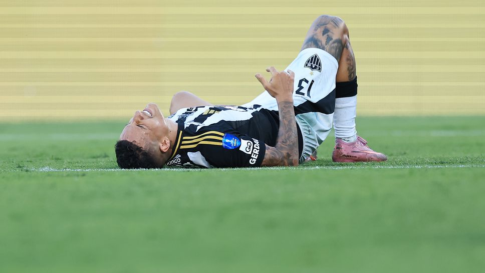 ФИФА обявява война на симулантите с ново правило