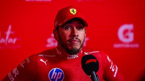  Барикело посъветва Хамилтън да не подлага на критика Ферари 