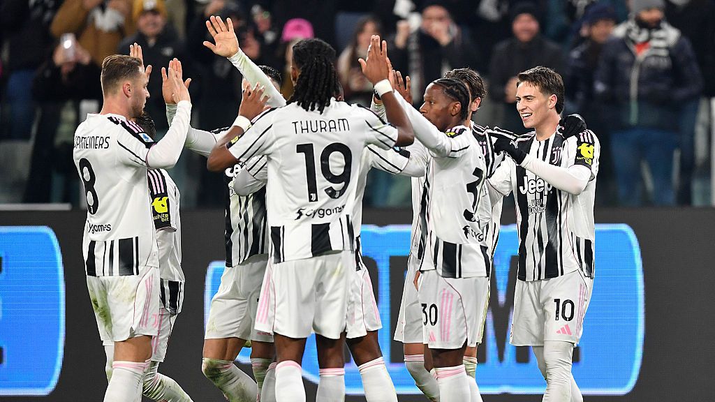 Ювентус трябва да пречупи Каляри, за да остане в битката за челото