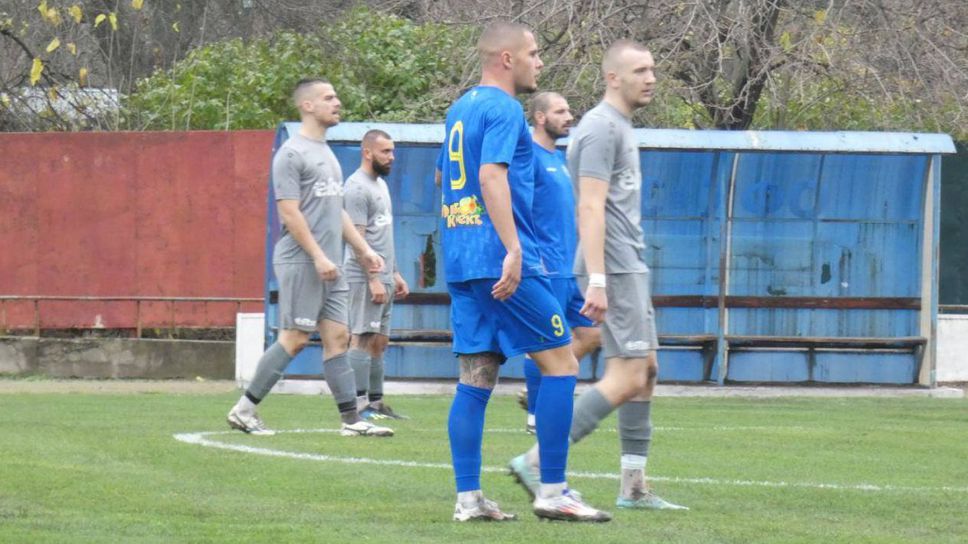 Загорец и Марица (Пловдив) си вкараха по два гола