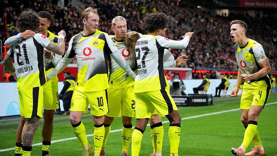 Борусия (Дортмунд) бързо "свали на земята" полетелия високо Байер (Леверкузен)