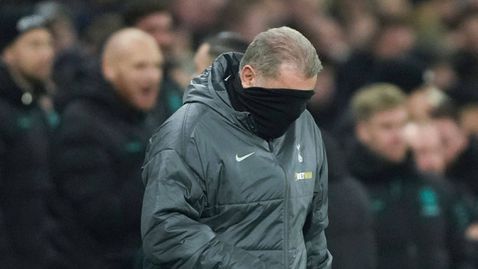 Тотнъм отново се размина с победата, Уулвс продължава да впечатлява при новия мениджър